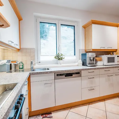 Auszeit By Interhome Apartment Hollersbach im Pinzgau