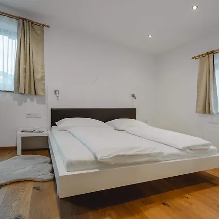 Apartment Auszeit By Interhome Hollersbach im Pinzgau